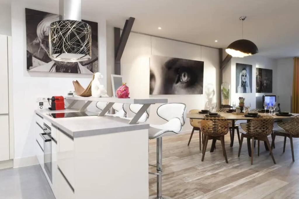 Reims Centre : Appartement Lumineux Et Atypique 46, Place D'Erlon Exteriér fotografie